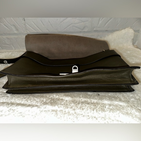 New Allsaints Womens Huasteca Leather Shoulder Bag in Dusky Khaki - Picture 7 of 16